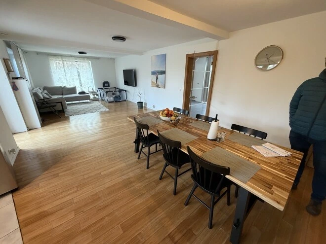 Le séjour et la salle à manger de la maison Allumoir